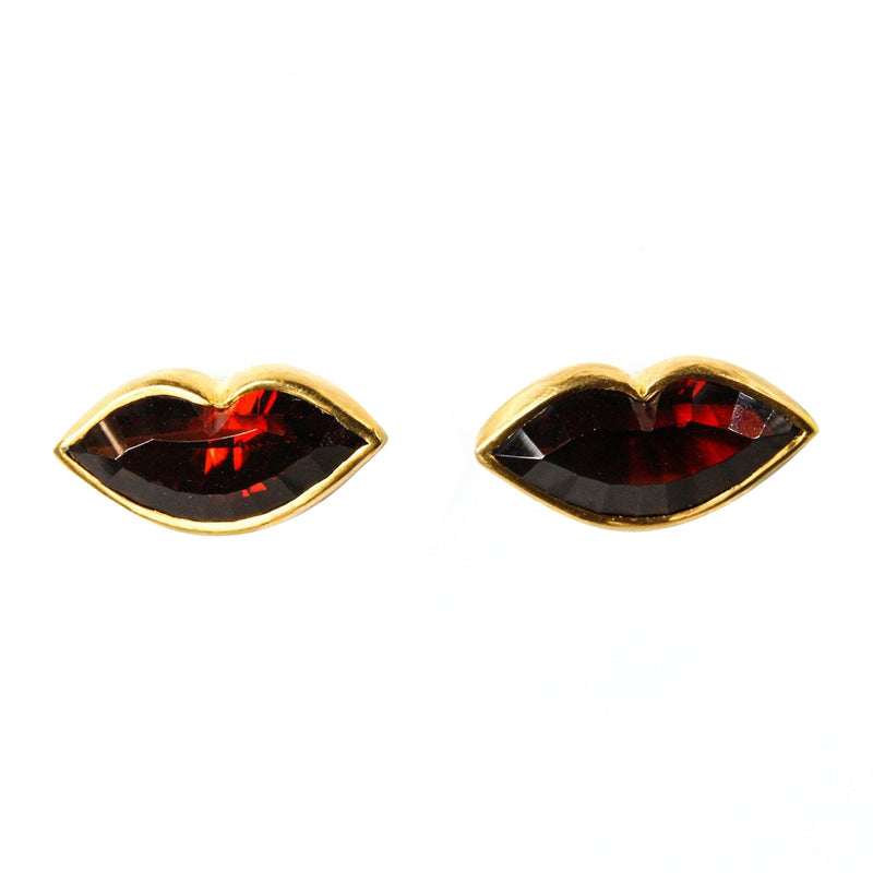 Tender Kiss Studs