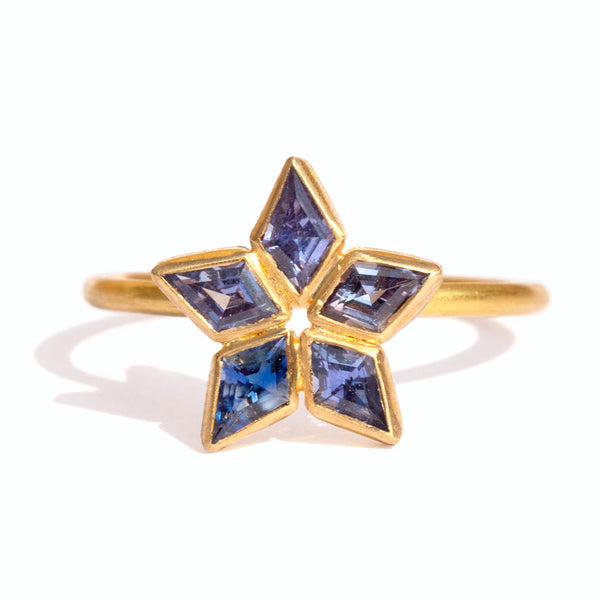 Blue Sapphire Etoile Ring