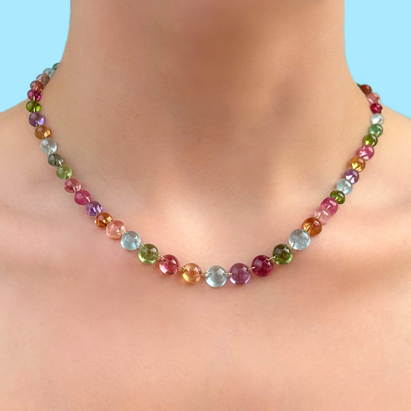 Multi-colored Cabochon Lady like Necklace