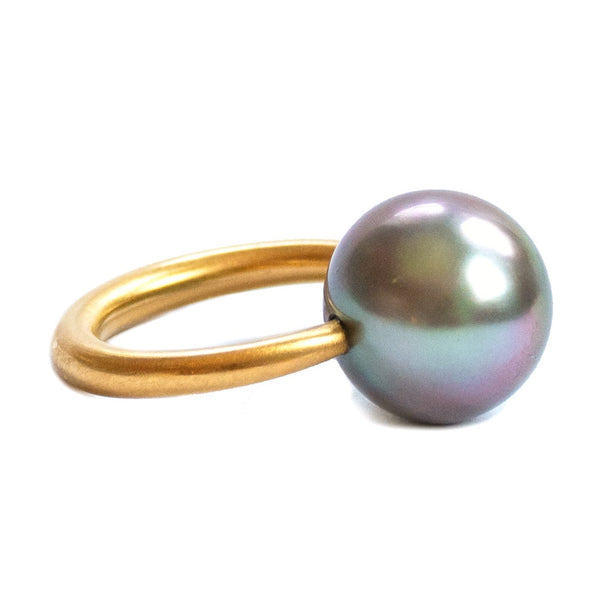 Grey Pearl Cabochon Ring