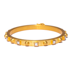 bracelet-inca-diamond-22k-yellow-gold-fine-jewelry-for-women-marie-helene-de-taillac