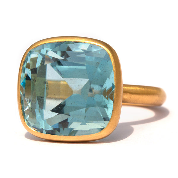 Ring-princess-aquamarine-precious-stones-womens-jewelery-Marie-helene-de-taillac