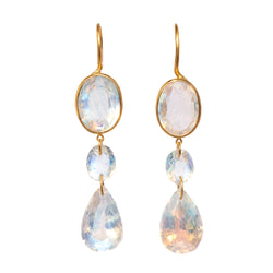 earrings-rainbow-moonstone-22k-yellow-gold-charm-fine-jewelry-for-women-marie-helene-de-taillac