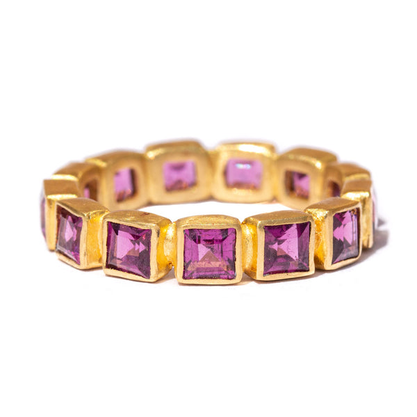 ring-band-rhodolite-garnet-venezia-jewelry-for-women-marie-helene-de-taillac